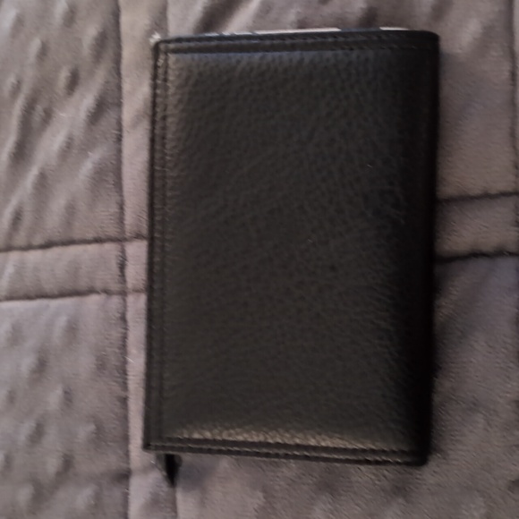 Jessica Simpson wallet - Picture 3 of 3